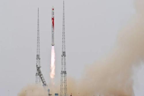 پرتاب موفق اولین موشک سوخت متان جهان