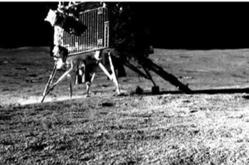 نخستین تصویر از فرودگر هندی از نگاه ماه نورد پراگیان