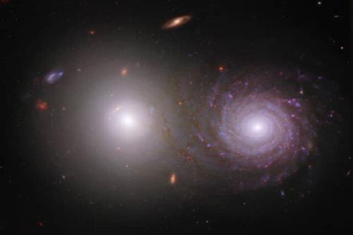 همکاری تلسکوپ های جیمز وب و هابل برای شکار یک جفت کهکشانی