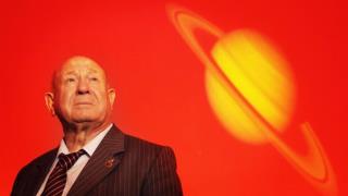 اولین انسانی كه در فضا راهپیمایی كرد درگذشت