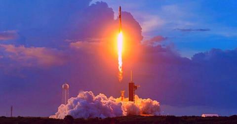 اسپیس ایكس ماهواره سیریوس XM-7 را با موفقیت پرتاب كرد